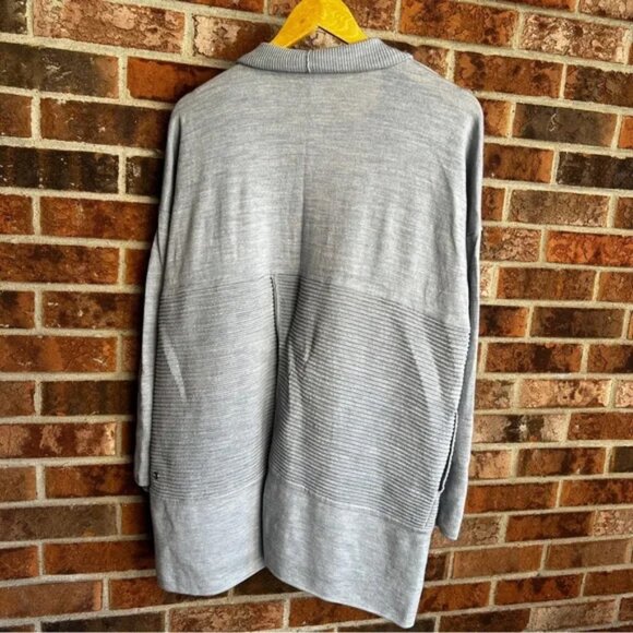 Lululemon Sit In Lotus Wrap II Pure Merino wool long cardigan EUC - Picture 3 of 7